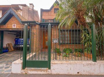 Casa · 290m² · 5 Ambientes · 1 Cochera · Venta Casa Olivos Centro 5 Ambientes