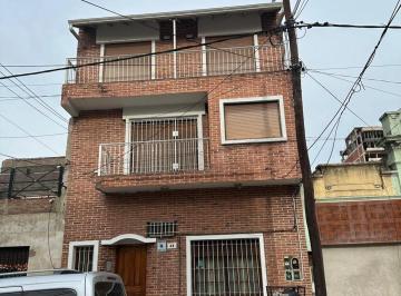PH · 65m² · 4 Ambientes · Aquiler de PH en Sarandi