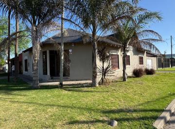 Casa · 176m² · 5 Ambientes · Calle 185 y 46
