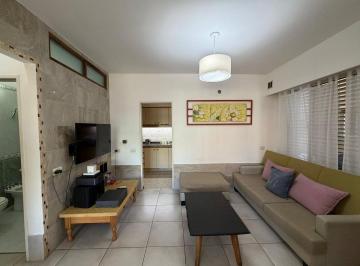 Departamento · 130m² · 5 Ambientes · 1 Cochera · Venta Casa 5 Amb con Cochera y Patio Bernal