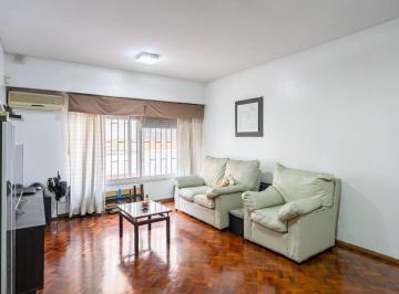 Departamento · 65m² · 5 Ambientes · Venta Departamento 2 Dorm., Comodín y Patio