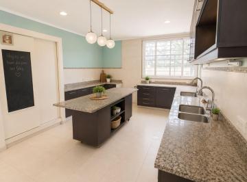 Casa · 200m² · 5 Ambientes · 2 Cocheras · Venta Casa 3 Dorm., Patio, Quincho - Fisherton
