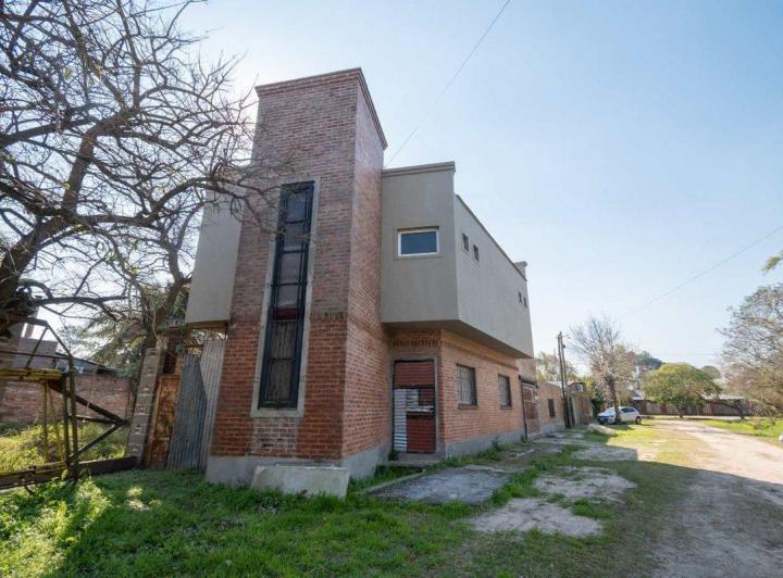 Casa · 131m² · 4 Ambientes · 1 Cochera