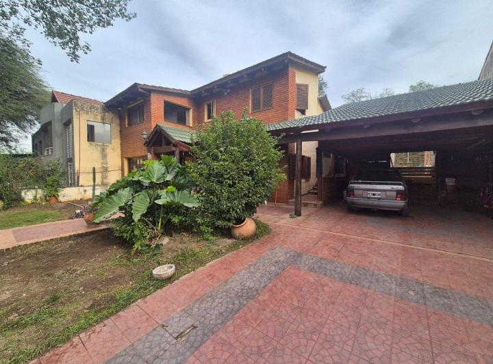 Casa · 150m² · 4 Ambientes · 1 Cochera