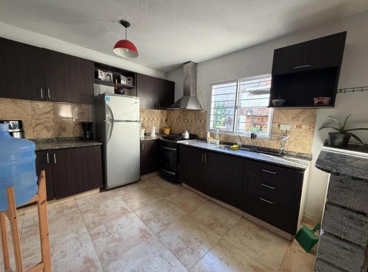 Casa · 114m² · 4 Ambientes · 1 Cochera
