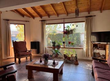 Casa · 110m² · 3 Ambientes · Casa en B° Obrero