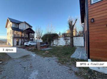 Edificio · 210m² · 2 Cocheras · Edificio en Venta 3 Dptos + 1 Dto a Terminar