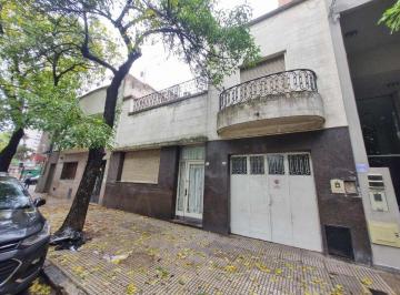 Terreno · 300m² · Lote Caballito Excelente Ubicación 10 m Frente