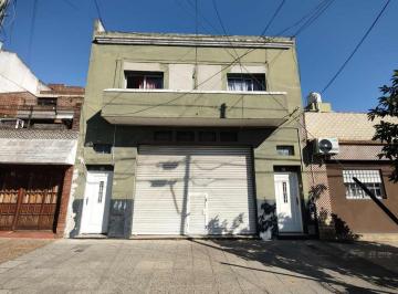 Casa · 259m² · 7 Ambientes · Venta en Bloc 2 Phs 4 Amb y 3 Amb Mas Local