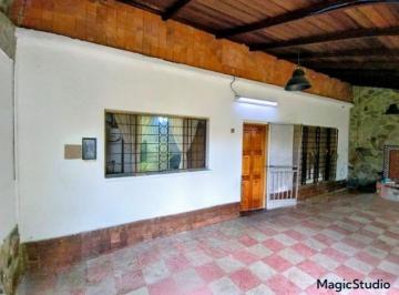 PH · 94m² · 5 Ambientes · PH Venta Villa Raffo, Saenz Peña a Refaccionar