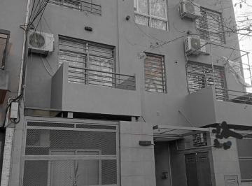 PH · 66m² · 3 Ambientes · Venta PH 3 Amb con Terreza Propia - V. Urquiza Caba