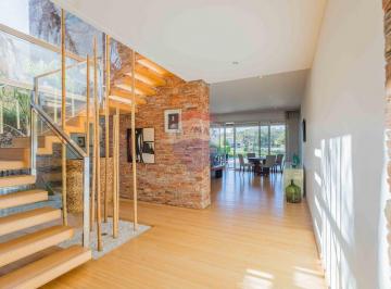 Casa · 403m² · 7 Ambientes · 4 Cocheras · Venta Casa Santa Bárbara Al Agua 7 Ambientes