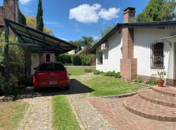 Casa · 100m² · 4 Ambientes · 1 Cochera · Venta Casa 4 Ambientes en de Vicenzo Chico