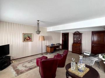 Departamento · 259m² · 7 Ambientes · 1 Cochera · Venta Depto. 4 Dorm. Frente Shopping del Siglo
