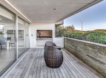 Departamento · 132m² · 3 Ambientes · 2 Cocheras · Venta Frente Al Mar, Apartamento Punta del Este