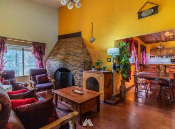 Casa · 110m² · 4 Ambientes · 1 Cochera · Casa 2dorm. 2 Baños en Toledo