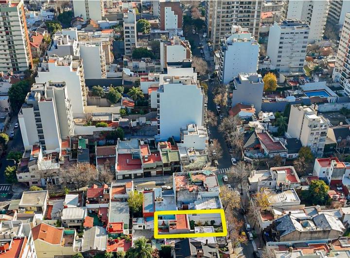 Terreno · 221m²