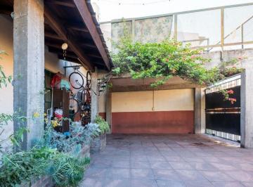 PH · 145m² · 4 Ambientes · 1 Cochera · Venta PH 4 Amb. Cochera Apto Cred Permuta