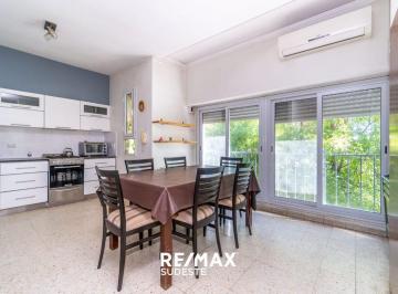 PH · 115m² · 4 Ambientes · Venta Casa en Altos Castelli Casi Colon