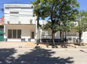 Casa · 235m² · 6 Ambientes · 1 Cochera · Casa en Venta en Pergamino