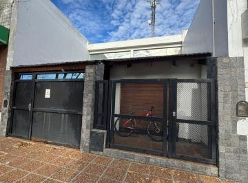 Casa · 123m² · 4 Ambientes · 1 Cochera · Casa en Venta en Los Toldos