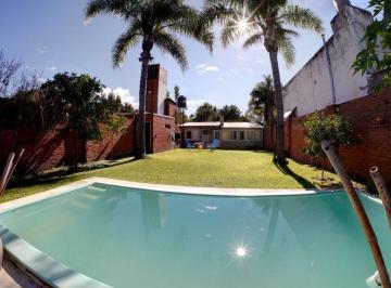 Quinta vacacional · 92m² · 1 Dormitorio · 1 Cochera · Quinta en Venta en Sauce Viejo