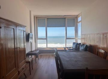 Departamento · 64m² · 4 Ambientes · Venta Departamento 4 Amb con Vista Al Mar