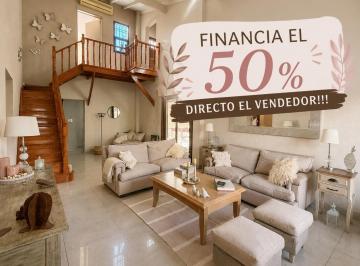 Casa · 251m² · 6 Ambientes · 2 Cocheras · Casa 6 Ambientes en Venta en Temperley con Pileta
