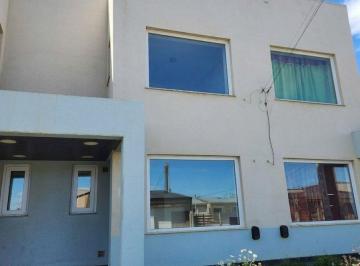 Casa · 72m² · 4 Ambientes · Venta | Luminoso Dúplex en Barrio Cgt – Río Grande