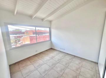Casa · 55m² · 2 Ambientes · 1 Cochera · Venta 2 Ambientes Casa Duplex en Tigre Centro