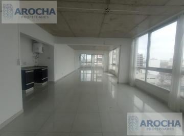 Oficina comercial · 75m² · 1 Ambiente · Venta / Alquiler Oficina en Flores - Muy Luminoso