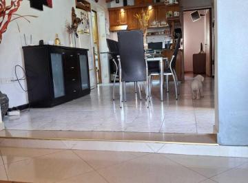 Casa · 120m² · 10 Ambientes · 2 Cocheras · Openhouse Vende Excelente Casa en Las Heras.