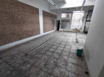 Oficina comercial de 10 ambientes, San Telmo · Alquierl Oficina Comercial / Casa en San Telmo