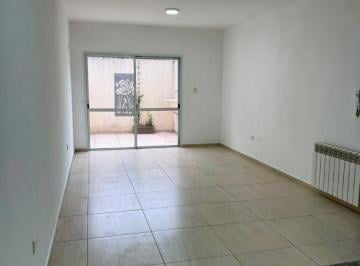 Departamento de 1 ambiente, Morón · Monoambiente en Venta con Patio! Excelente Ubicación