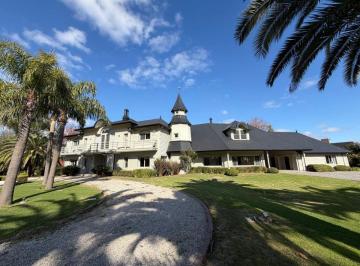 Casa de 7 ambientes, Moreno · Venta Casa San Diego Country Club Lote Central 5400 m² Pileta Parrilla Sauna