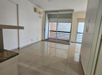 Departamento de 1 ambiente, Saavedra · Saavedra Amplio Monoambiente en L. Impecable Estado. Balcón. Súper Luminoso.