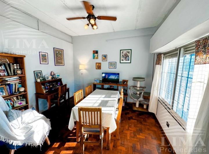 Casa · 80m² · 5 Ambientes