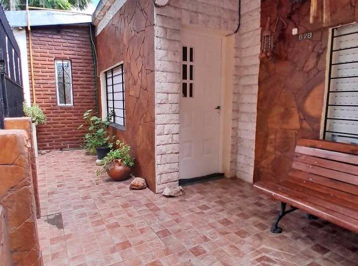Casa · 175m² · 4 Ambientes · 1 Cochera