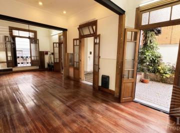 Casa · 223m² · 15 Ambientes · Casa en Rosario