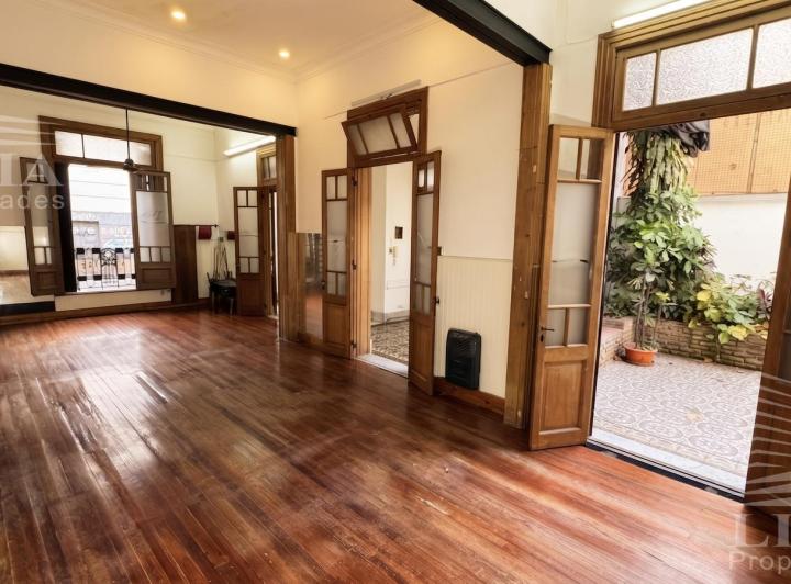 Casa · 223m² · 15 Ambientes