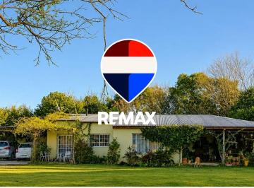 Casa · 220m² · 5 Ambientes · 2 Cocheras · Casa Venta La Merced 3 Dorm.