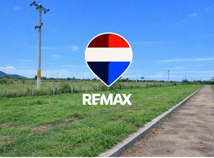 Terreno · 700m²