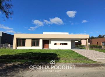 Casa · 206m² · 4 Ambientes · 2 Cocheras · Casa en Venta Fincas del Alba Canning