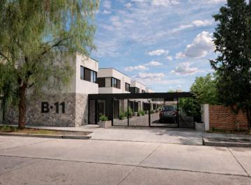 Departamento · 114m² · 3 Ambientes · 1 Cochera · Duplex en Venta Ciudad de Mendoza en Pozo