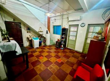 Casa · 52m² · 4 Ambientes · Casa 4 Ambientes en Venta en Lanus con Terraza