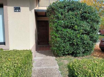 Departamento · 33m² · 1 Ambiente · 1 Cochera · Dpto Venta B. Cerrado La Cuesta Manzanares Pilar