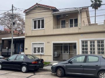 PH · 90m² · 3 Ambientes · Alquiler PH 3 Amb. Martinez Zona Residencial