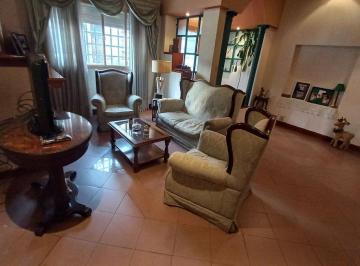 Casa · 190m² · 4 Ambientes · 1 Cochera · Casa 4 Amb Venta Barracas Cochera Terraza Quincho