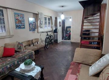 Casa · 160m² · 4 Ambientes · 1 Cochera · Venta Casa de 4 Amb con Garaje, Munro