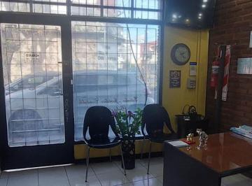 Local comercial · 24m² · Vta Local Comercial con Deposito 40 m² V Ballester